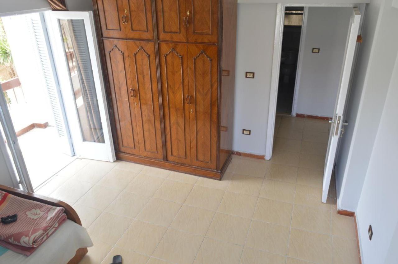 Maamoura 1 Apartment *
